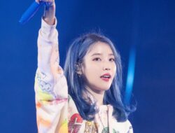 Prestasi dan Pesona IU di Golden Disc Award Ke-36