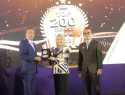 Peforma Bisnis Semakin Solid, Direktur Komersial & UMKM Bank bjb Raih The Next Top Leader 2022