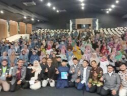 Milad Ke-12, SDIT Cendekia Hadirkan Ustaz Rey Syahreza saat Seminar Parenting