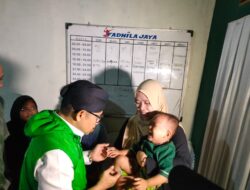 Ke Purwakarta Cak Imin Sapa 100 Anak Yang Dikhitan 