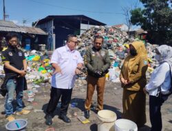 Tuntaskan Bau Limbah Pasar Ciwastra, Asgas RI, GMBI dan DLH Kota Bandung Kompak Pakai “Jurus” Mikroba PA 63 Garuda
