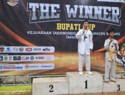 Rikza, Santri As-Syifa Cagak 2 Raih Medali Emas pada Taekwondo Bupati Cup Subang 2025