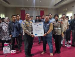 FIFGROUP Purwakarta Gandeng Satlantas Polres Purwakarta Edukasi Karyawan Tentang Safety Riding