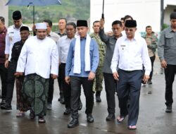 Kunjungi Ponpes Baitul Arqom Al-Islami, Wapres dan Wagub Jabar Dorong Santri Adaptif terhadap AI dan Robotik