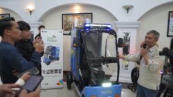 PLN UID Jabar Perkuat Kompetensi EV Berbasis Praktik di SMKN 8 Bandung