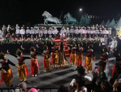 Iringan Kebanggaan, Purwakarta Teguhkan Ajeg Budaya di Malam Festival Budaya